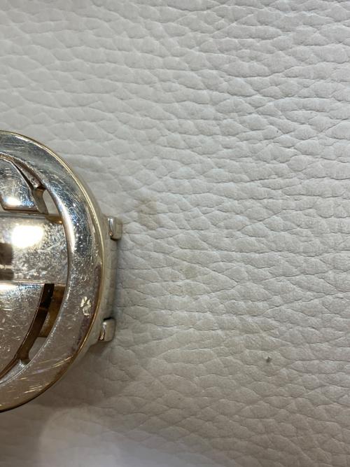 GUCCI（グッチ）GUCCI (グッチ) インターロッキングG チェーンショルダーバッグ アイボリーの古着・服飾アイテム