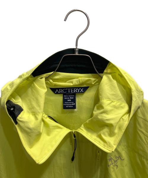 ARC'TERYX（アークテリクス）ARC'TERYX (アークテリクス) アノラックパーカー イエロー サイズ:Ｍの古着・服飾アイテム