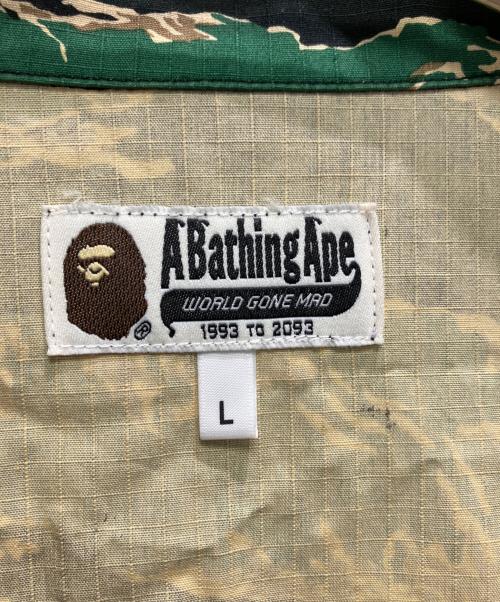 A BATHING APE（ア ベイシング エイプ）A BATHING APE (ア ベイシング エイプ) ミリタリーシャツ グリーン サイズ:Lの古着・服飾アイテム