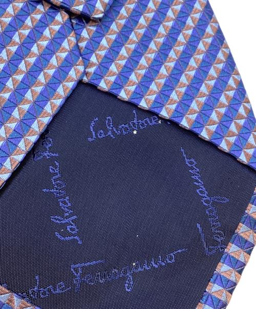 Salvatore Ferragamo（サルヴァトーレ フェラガモ）Salvatore Ferragamo (サルヴァトーレ フェラガモ) ネクタイ ブルー サイズ:不明の古着・服飾アイテム