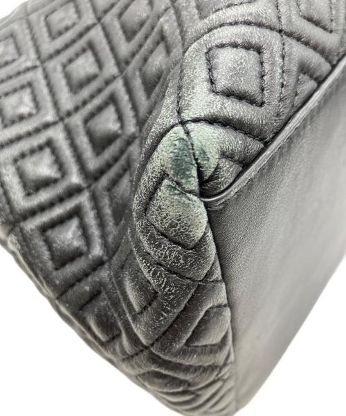 TORY BURCH（トリーバーチ）TORY BURCH (トリーバーチ) キルティングチェーンワンショルダーバッグ ブラックの古着・服飾アイテム