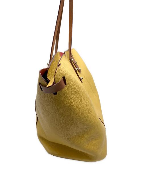 FURLA（フルラ）FURLA (フルラ) トートバッグ イエローの古着・服飾アイテム