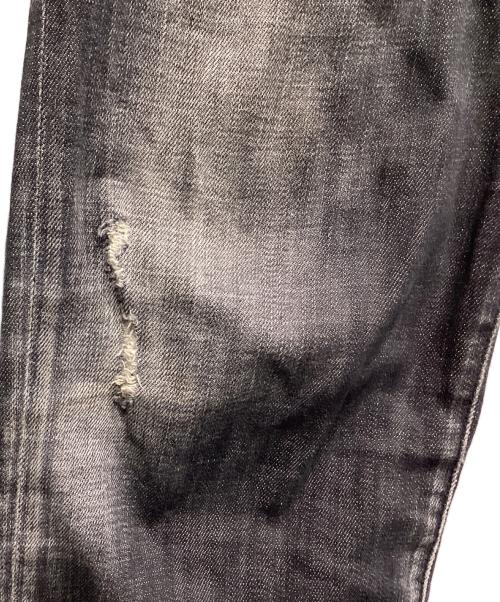 DSQUARED2（ディースクエアード）DSQUARED2 (ディースクエアード) ダメージ加工デニムパンツ グレー サイズ:ＳＩＺＥ　48の古着・服飾アイテム