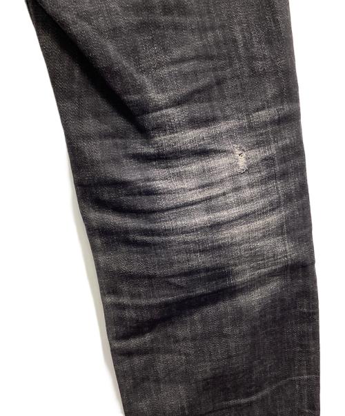 DSQUARED2（ディースクエアード）DSQUARED2 (ディースクエアード) ダメージ加工デニムパンツ グレー サイズ:ＳＩＺＥ　48の古着・服飾アイテム