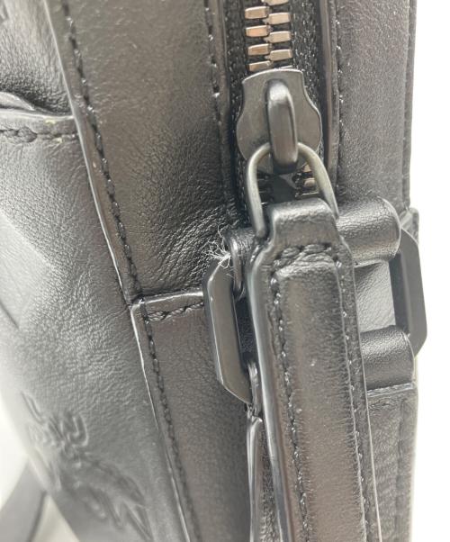 MCM（エムシーエム）MCM (エムシーエム) ショルダーバッグ ブラックの古着・服飾アイテム