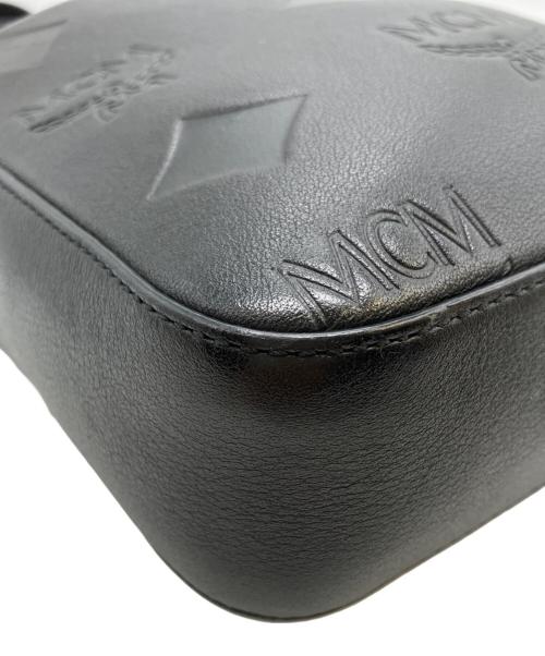 MCM（エムシーエム）MCM (エムシーエム) ショルダーバッグ ブラックの古着・服飾アイテム