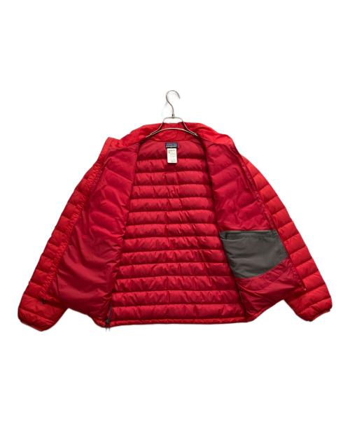 Patagonia（パタゴニア）Patagonia (パタゴニア) ダウンセーター レッド サイズ:Sの古着・服飾アイテム