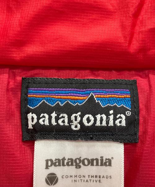 Patagonia（パタゴニア）Patagonia (パタゴニア) ダウンセーター レッド サイズ:Sの古着・服飾アイテム