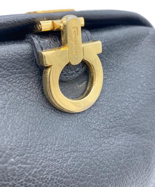 Salvatore Ferragamo（サルヴァトーレ フェラガモ）Salvatore Ferragamo (サルヴァトーレ フェラガモ) ポーチ ブラックの古着・服飾アイテム