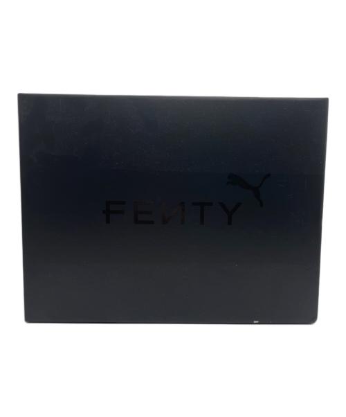 Fenty PUMA by Rihanna（フェンティ プーマ バイ リアーナ）FENTY PUMA by Rihanna (フェンティ プーマ バイ リアーナ) スニーカー カーキ サイズ:23.5 未使用品の古着・服飾アイテム