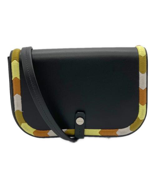 IL BISONTE（イル ビゾンテ）IL BISONTE (イル ビゾンテ) ショルダーバッグ ブラックの古着・服飾アイテム