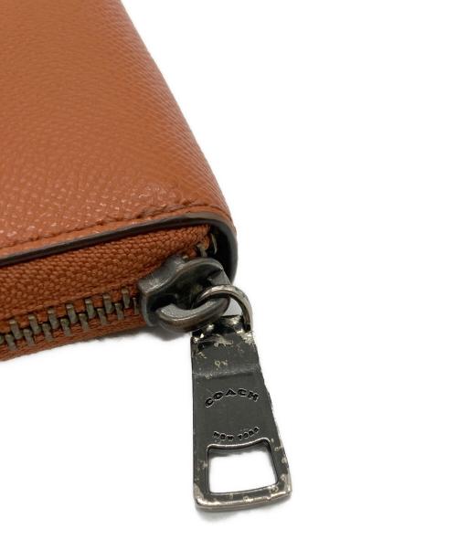 COACH（コーチ）COACH (コーチ) ラウンドファスナー財布 ブラウンの古着・服飾アイテム