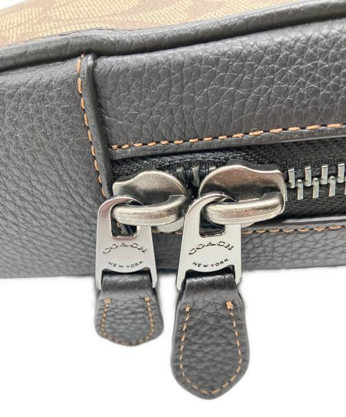 COACH（コーチ）COACH (コーチ) ボディーバッグ ブラウンの古着・服飾アイテム