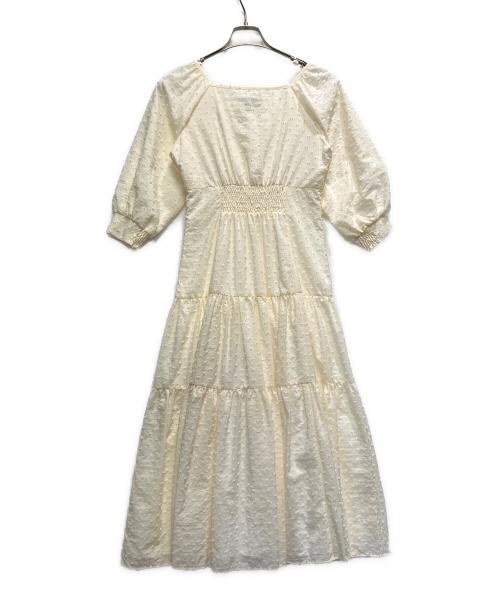 Noela（ノエラ）Noela (ノエラ) 半袖ワンピース ホワイト サイズ:M 未使用品の古着・服飾アイテム