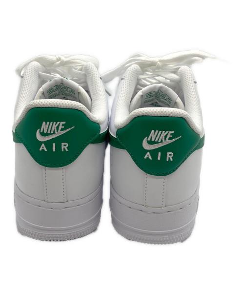 NIKE（ナイキ）NIKE (ナイキ) NIKE AIR FORCE 1 '07 ホワイト×グリーン サイズ:26 未使用品の古着・服飾アイテム