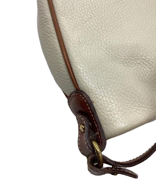 COACH（コーチ）COACH (コーチ) ショルダーバッグ ホワイト×ブラウンの古着・服飾アイテム