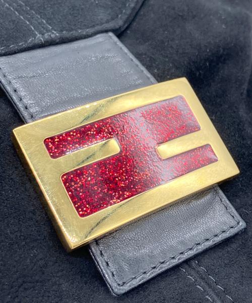 FENDI（フェンディ）FENDI (フェンディ) ショルダーバッグ ブラックの古着・服飾アイテム