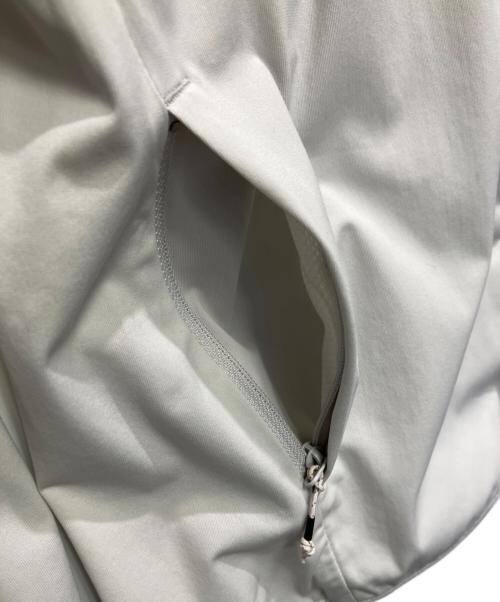 THE NORTH FACE（ザ ノース フェイス）THE NORTH FACE (ザ ノース フェイス) ナイロンパーカー ライトグレー サイズ:Sの古着・服飾アイテム