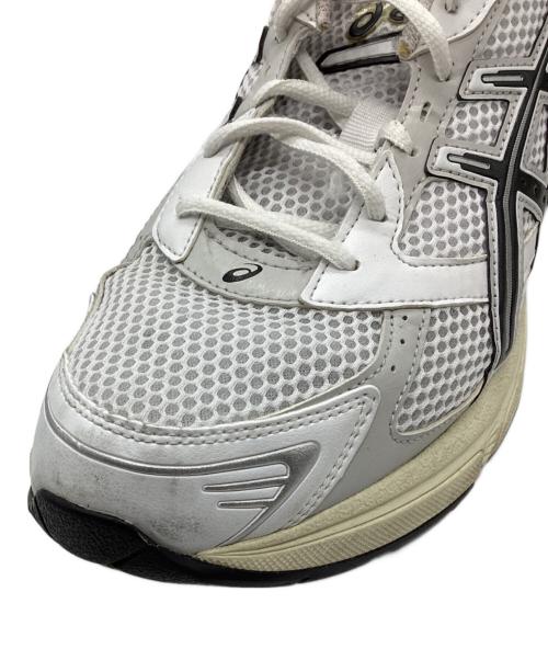 asics（アシックス）asics (アシックス) スニーカー ブラック×ホワイト サイズ:29の古着・服飾アイテム