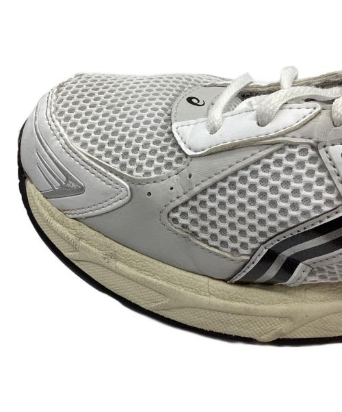 asics（アシックス）asics (アシックス) スニーカー ブラック×ホワイト サイズ:29の古着・服飾アイテム