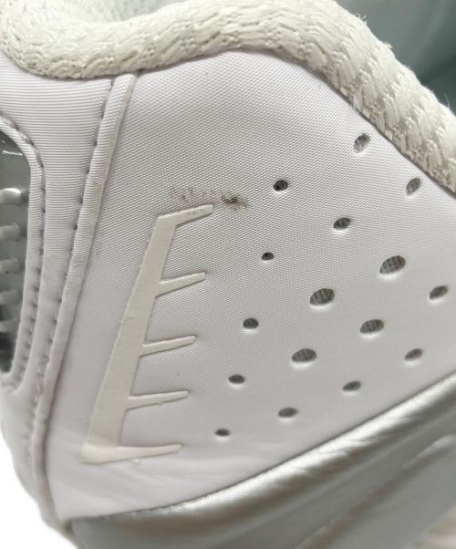 NIKE（ナイキ）NIKE (ナイキ) ローカットスニーカー ホワイト サイズ:27の古着・服飾アイテム