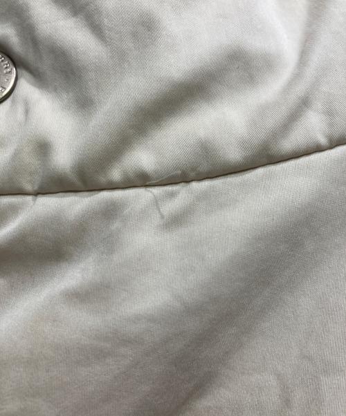 BURBERRY LONDON（バーバリーロンドン）BURBERRY LONDON (バーバリーロンドン) 中綿ベスト ホワイト サイズ:Mの古着・服飾アイテム