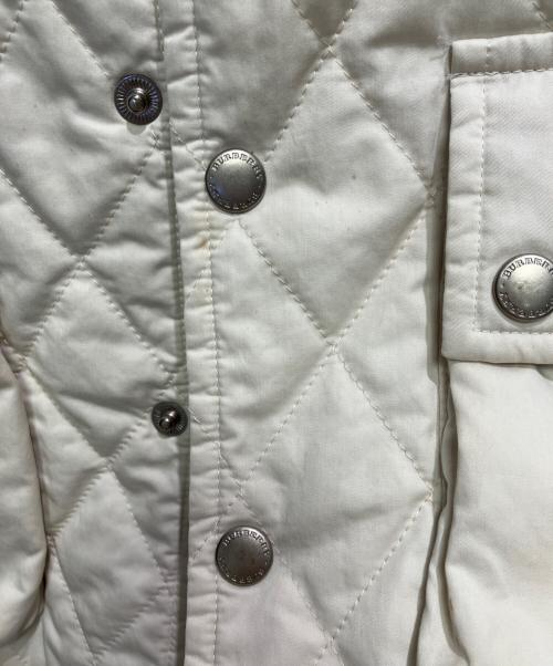 BURBERRY LONDON（バーバリーロンドン）BURBERRY LONDON (バーバリーロンドン) 中綿ベスト ホワイト サイズ:Mの古着・服飾アイテム