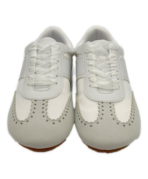 CHARLES & KEITH（チャールズアンドキース）CHARLES & KEITH (チャールズアンドキース) ローカットスニーカー ホワイト サイズ:23.5の古着・服飾アイテム