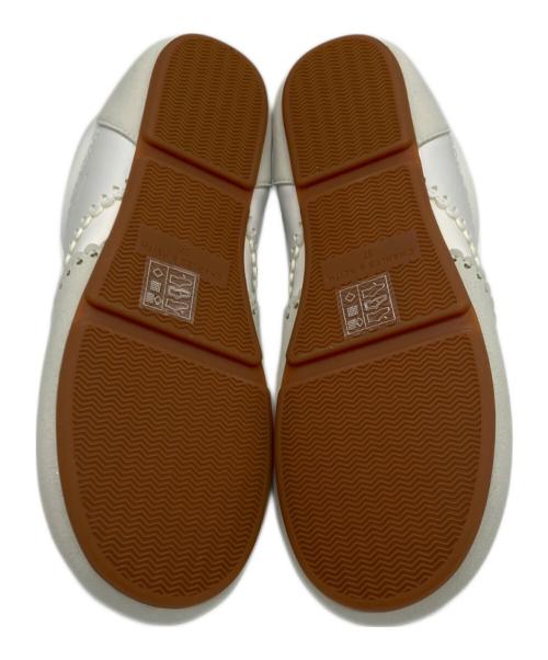 CHARLES & KEITH（チャールズアンドキース）CHARLES & KEITH (チャールズアンドキース) ローカットスニーカー ホワイト サイズ:23.5の古着・服飾アイテム