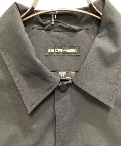 UNIQLO（ユニクロ）UNIQLO (ユニクロ) KAWS+WARHOL コーチジャケット ブラック サイズ:L 未使用品の古着・服飾アイテム