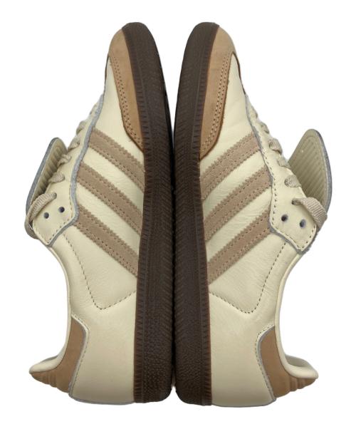 adidas（アディダス）adidas (アディダス) ローカットスニーカー ブラウン サイズ:23.5の古着・服飾アイテム