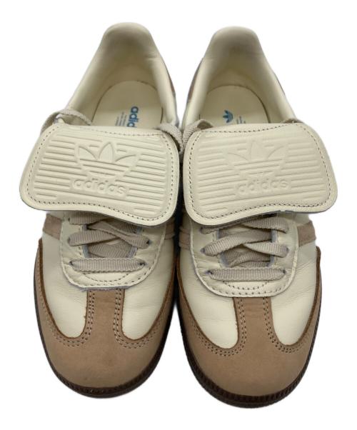 adidas（アディダス）adidas (アディダス) ローカットスニーカー ブラウン サイズ:23.5の古着・服飾アイテム