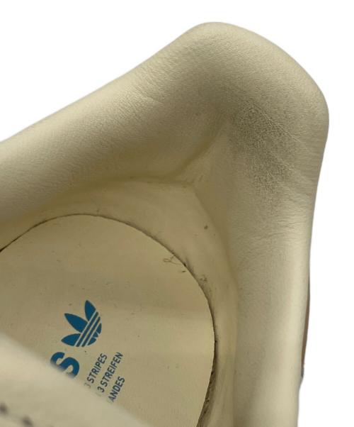 adidas（アディダス）adidas (アディダス) ローカットスニーカー ブラウン サイズ:23.5の古着・服飾アイテム