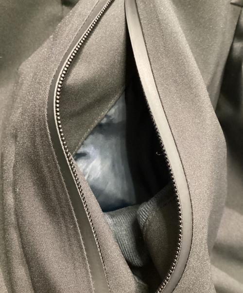 OAKLEY（オークリー）OAKLEY (オークリー) Tnp Tbt Insulated Jacket ブラック サイズ:Mの古着・服飾アイテム