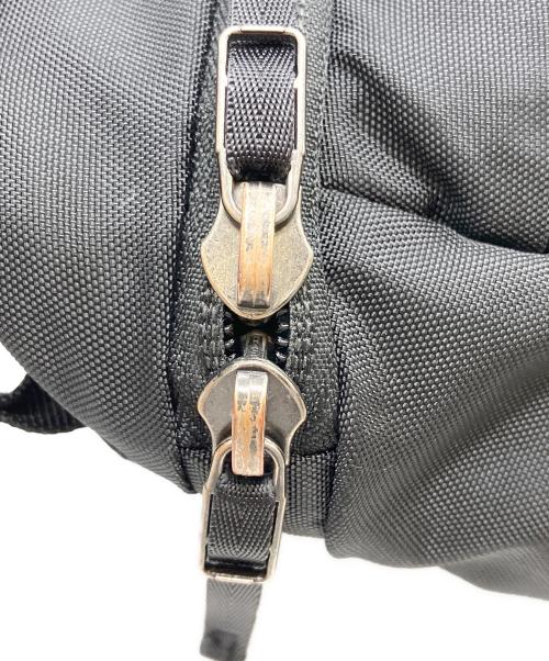 ARC'TERYX（アークテリクス）ARC'TERYX (アークテリクス) ミニショルダーバッグ ブラックの古着・服飾アイテム