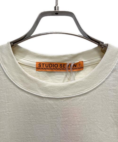 studio seven（スタジオセブン）STUDIO SEVEN (スタジオセブン) PEANUTS (ピーナッツ) 半袖カットソー ベージュ サイズ:M 未使用品の古着・服飾アイテム