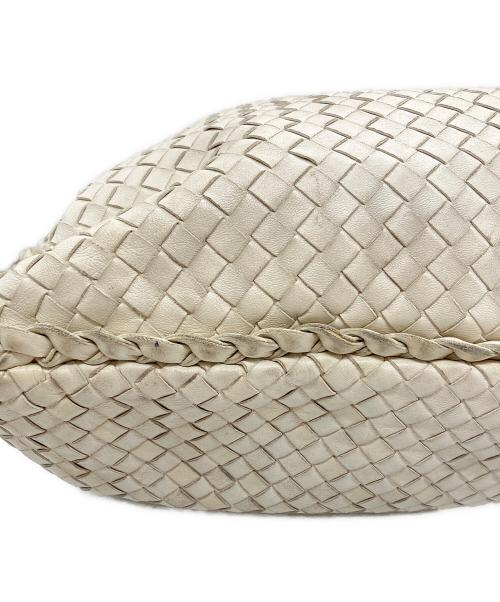BOTTEGA VENETA（ボッテガベネタ）BOTTEGA VENETA (ボッテガベネタ) ワンショルダーバッグ アイボリーの古着・服飾アイテム