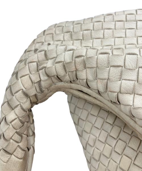 BOTTEGA VENETA（ボッテガベネタ）BOTTEGA VENETA (ボッテガベネタ) ワンショルダーバッグ アイボリーの古着・服飾アイテム