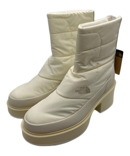 THE NORTH FACE（ザ ノース フェイス）THE NORTH FACE (ザ ノース フェイス) カルミア ヌプシ ブーツ ウォータープルーフ ホワイト サイズ:24.0の古着・服飾アイテム