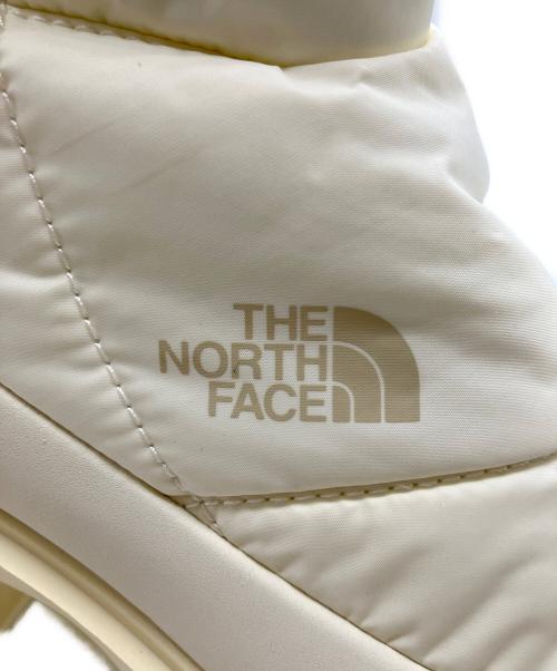 THE NORTH FACE（ザ ノース フェイス）THE NORTH FACE (ザ ノース フェイス) カルミア ヌプシ ブーツ ウォータープルーフ ホワイト サイズ:24.0の古着・服飾アイテム