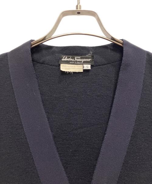 Salvatore Ferragamo（サルヴァトーレ フェラガモ）Salvatore Ferragamo (サルヴァトーレ フェラガモ) カーディガン ネイビー サイズ:Sの古着・服飾アイテム