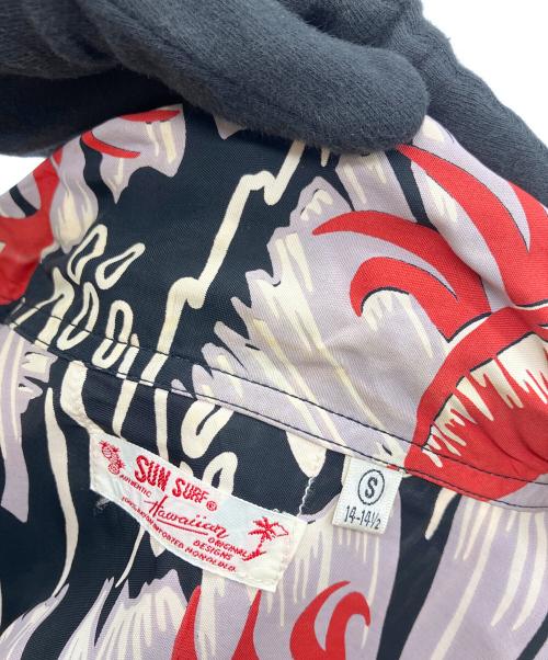 Sun Surf（サンサーフ）Sun Surf (サンサーフ) アロハシャツ ブラック サイズ:Sの古着・服飾アイテム