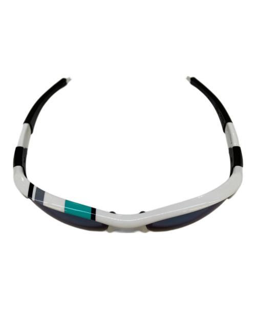 OAKLEY（オークリー）OAKLEY (オークリー) サングラス ホワイト サイズ:63□14　133の古着・服飾アイテム