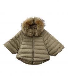 TATRAS（タトラス）の古着「MALE（マーレ）リバーシブルポンチョダウンジャケット」｜ベージュ