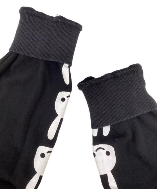 CUNE（キューン）CUNE (キューン) プルオーバーパーカー ブラック サイズ:３の古着・服飾アイテム