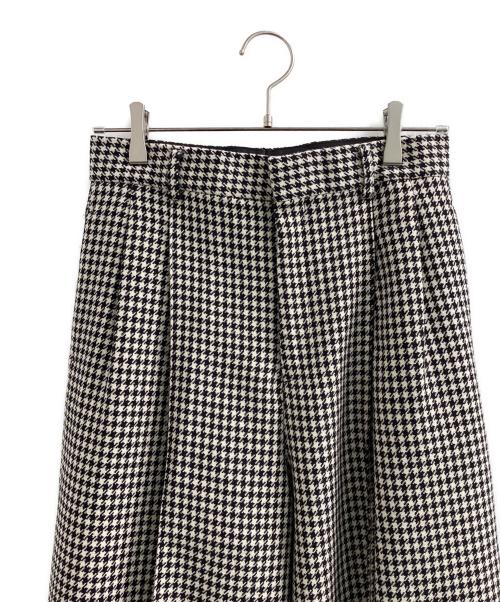 MACKINTOSH（マッキントッシュ）MACKINTOSH (マッキントッシュ) パンツ ホワイト×ブラック サイズ:8の古着・服飾アイテム