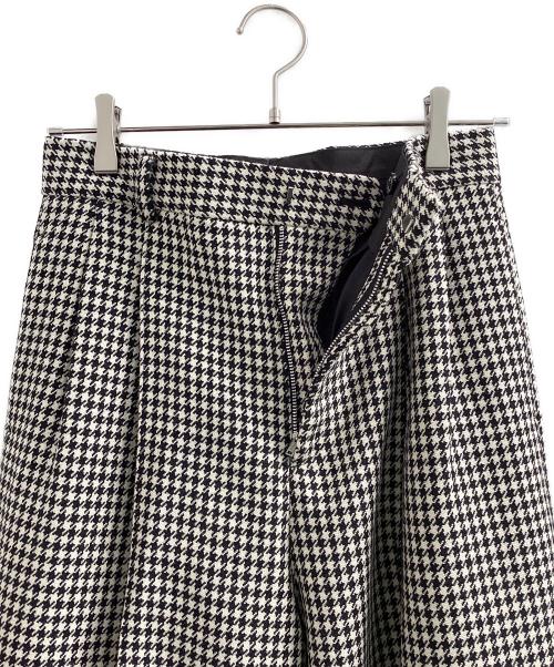 MACKINTOSH（マッキントッシュ）MACKINTOSH (マッキントッシュ) パンツ ホワイト×ブラック サイズ:8の古着・服飾アイテム