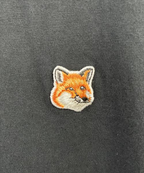 maison kitsune（メゾンキツネ）MAISON KITSUNE (メゾンキツネ) 半袖Tシャツ ブラック サイズ:Sの古着・服飾アイテム