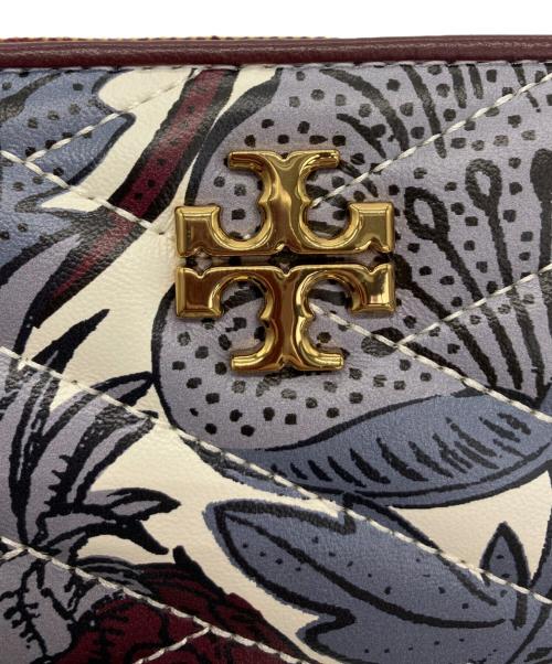 TORY BURCH（トリーバーチ）TORY BURCH (トリーバーチ) 2つ折り財布 レッド×ホワイト×グレーの古着・服飾アイテム