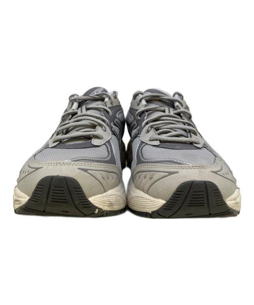 asics（アシックス）asics (アシックス) ローカットスニーカー グレー サイズ:27.5の古着・服飾アイテム